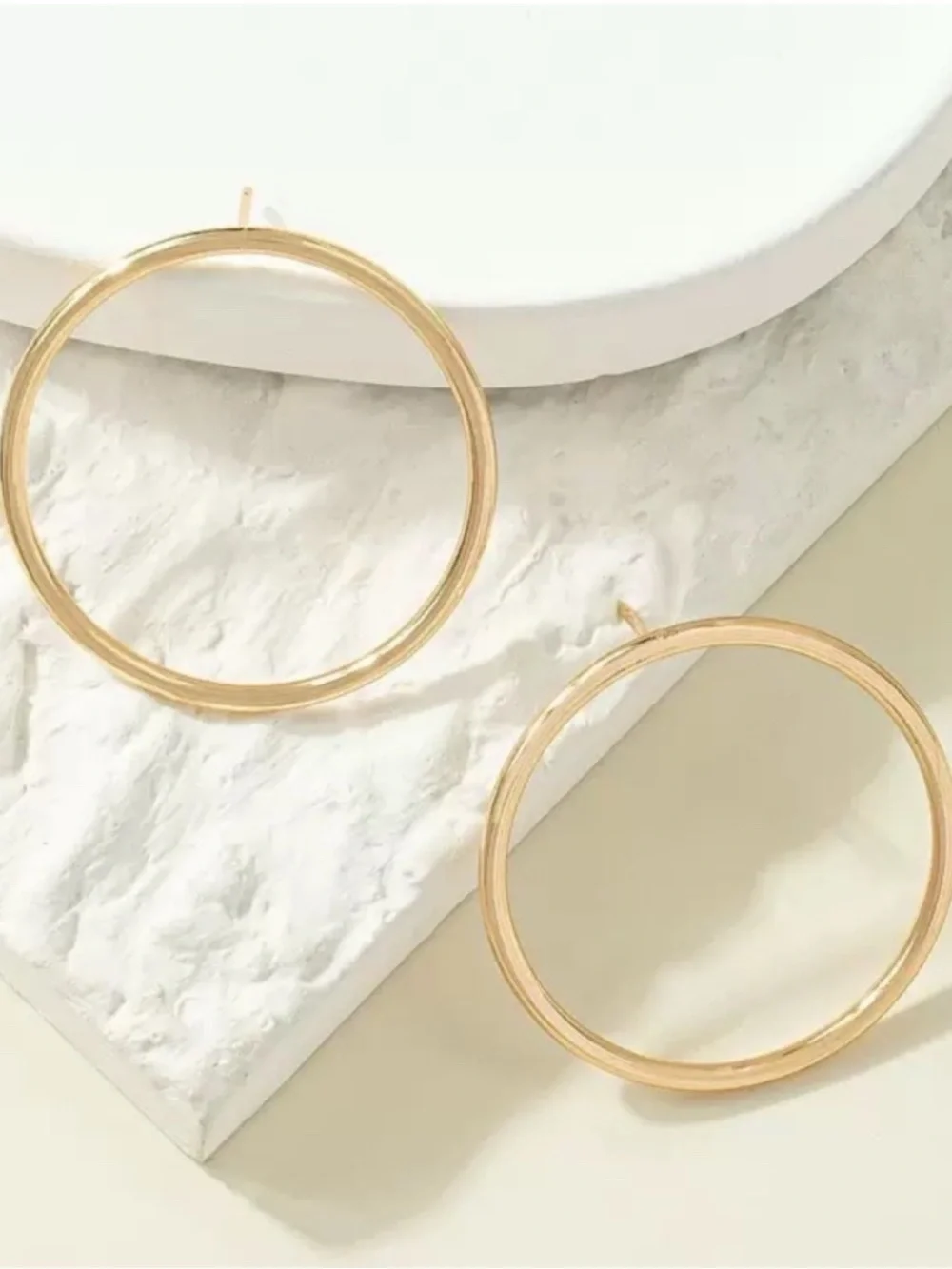 Gold Classic Hoop Earrings — Minimalist Everyday Style